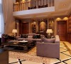 客厅设计：
少了富丽堂皇的装饰和浓烈的色彩，呈现的则是一片清新，典雅和大气并存的轻松空间