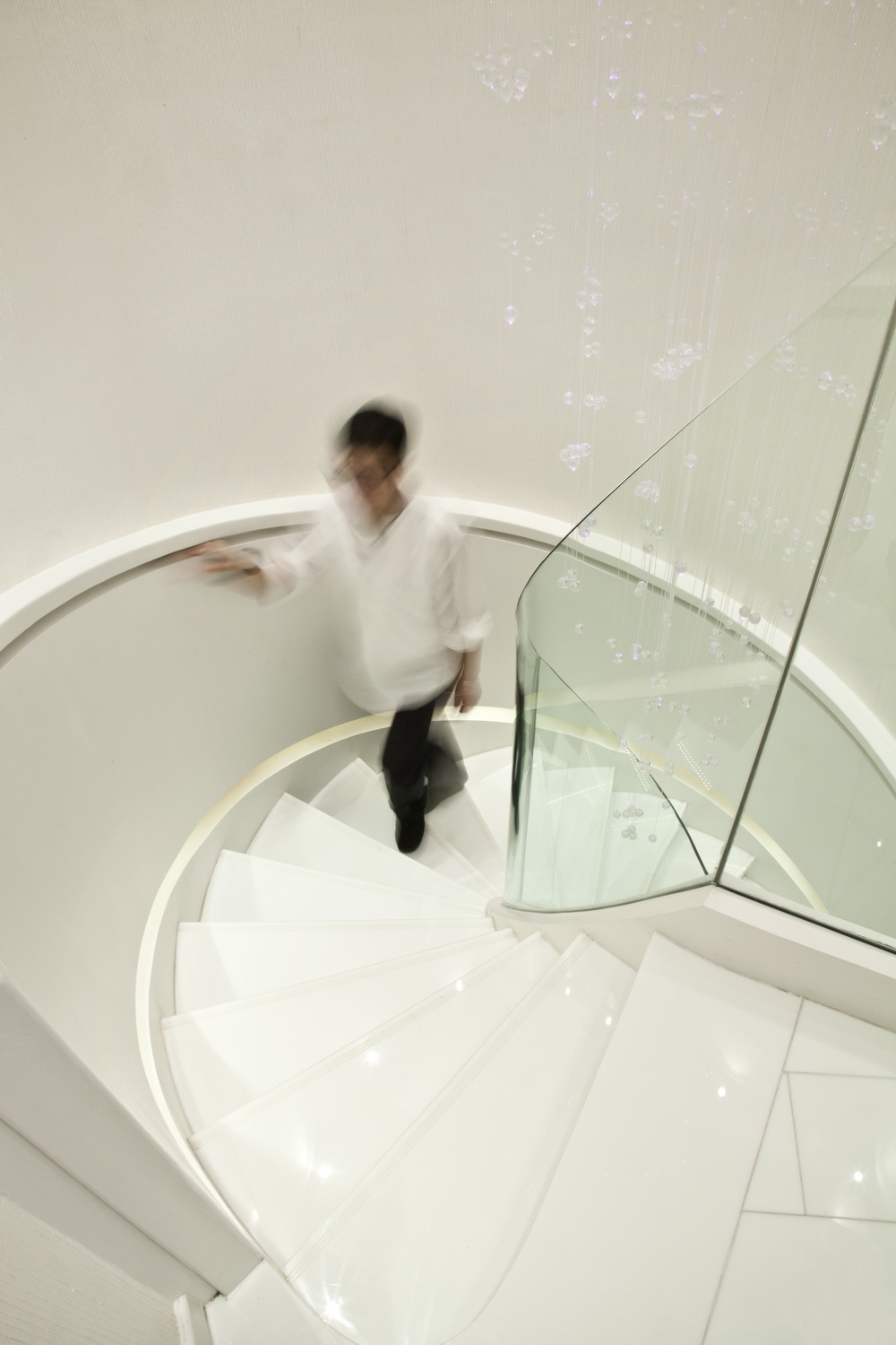 简约 跃层 楼梯图片来自百合居装饰工程有限公司在后现代的分享
