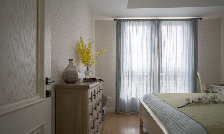 卧室图片来自家装大管家在100平美式休闲3居 给人宽敞轻松的分享