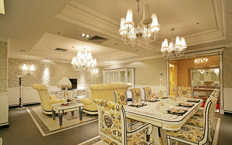 餐厅图片来自家装大管家在大气奢华 135平欧式时尚摩登3居的分享