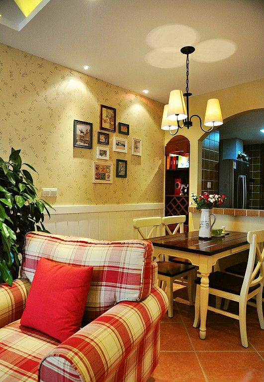 餐厅图片来自cdxblzs在英伦联邦 80平米 田园 二室的分享