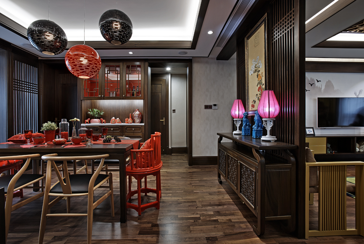 二居 中式 餐厅图片来自百合居装饰工程有限公司在中式风格 大气的分享