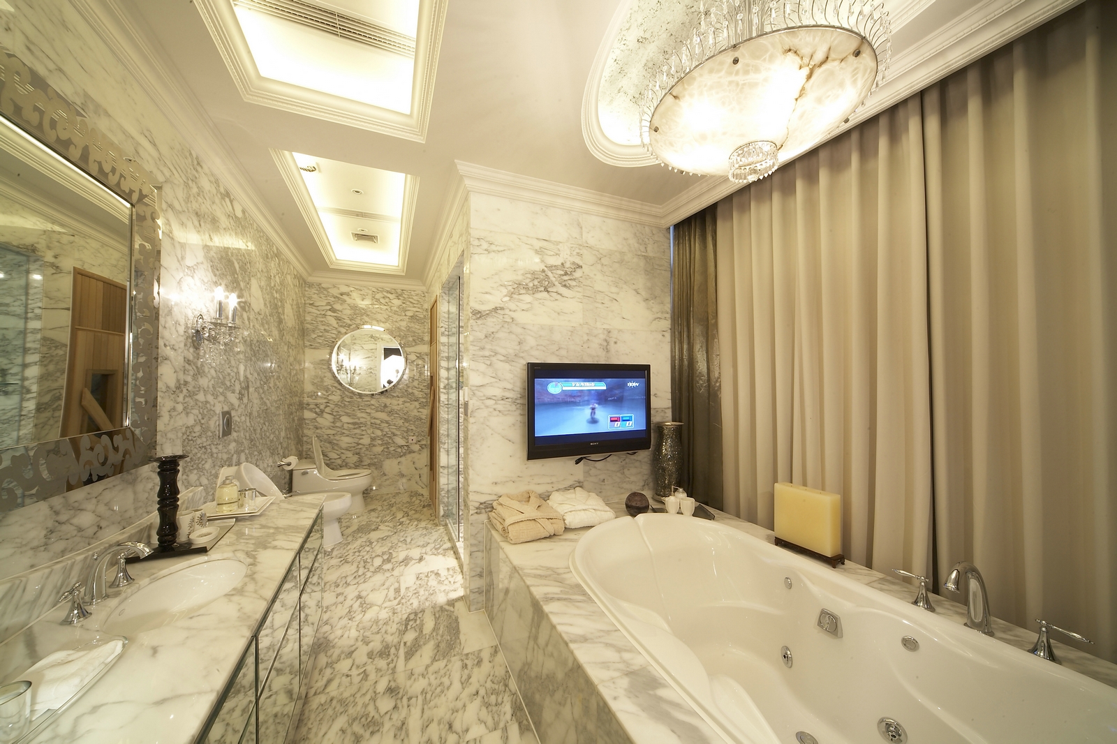 卫生间图片来自别墅装修设计yan在惬意生活-欧式风格香江别墅的分享