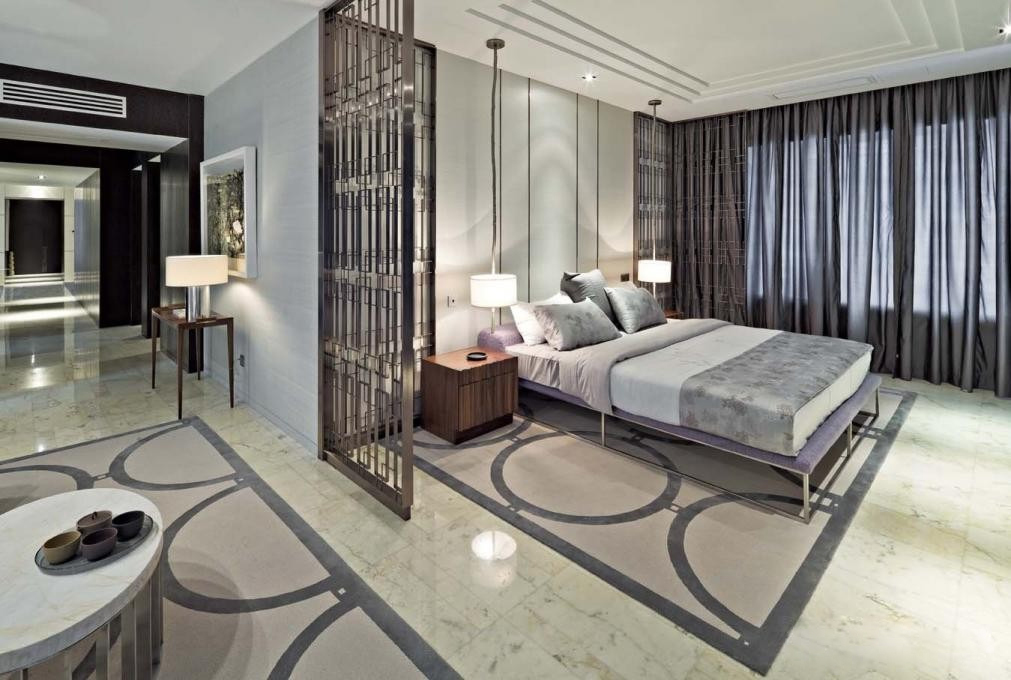日升装饰 卧室图片来自装修设计芳芳在400平现代简约样板房的分享