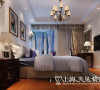 橄榄城158平四室两厅简美装修效果图案例——主卧室，在空间上采用和客厅统一的色调材质，使整个色调在整个居室空间里达到统一。