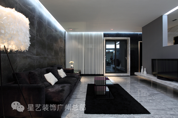 黑白灰 简约 现代 三居 收纳 客厅图片来自星艺装饰集团广州总部在逆思维，在黑白灰中创造惊喜的分享