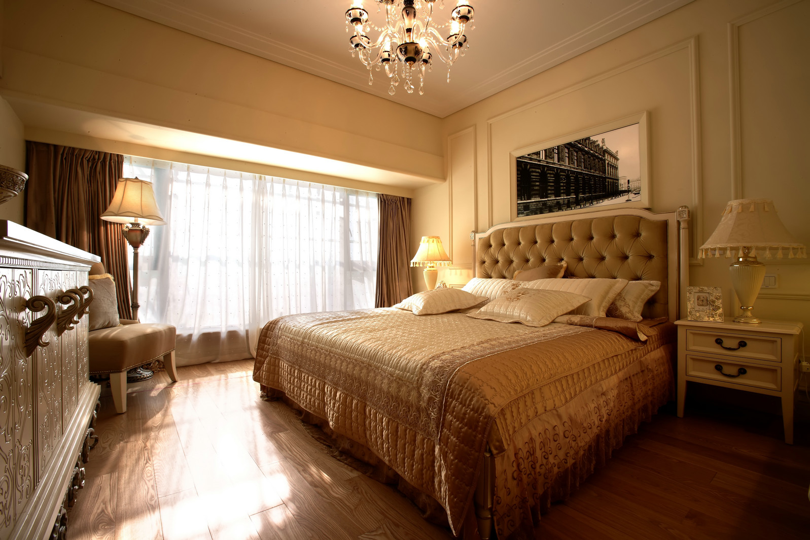 日升装饰 卧室图片来自装修设计芳芳在298平欧式三居的分享