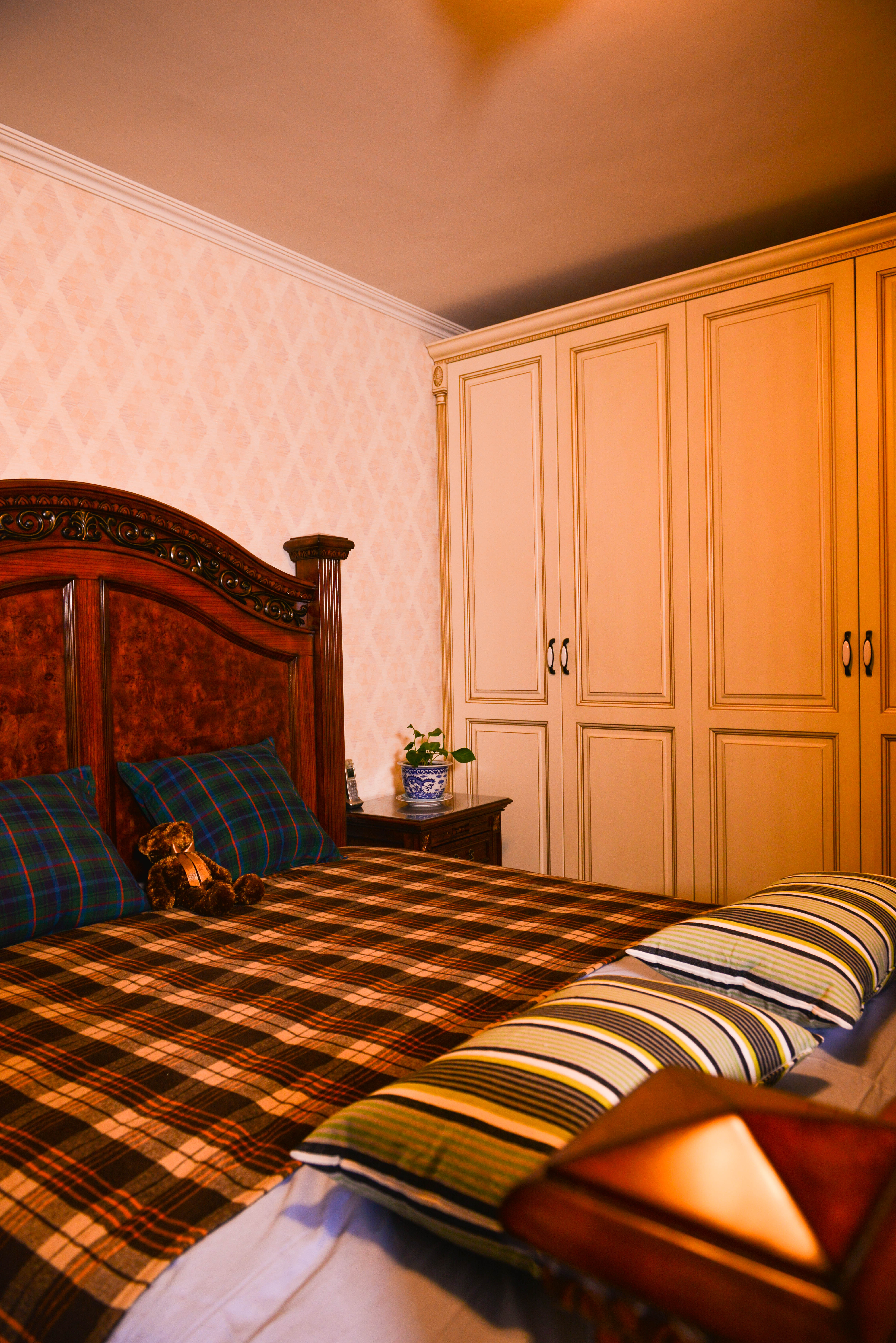三居 现代美式 旧房改造 卧室图片来自赵修杰在实现，浪漫 实用的分享