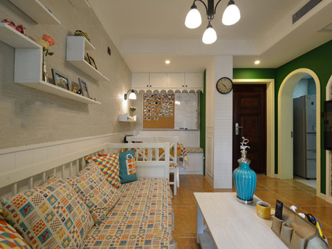 混搭 二居 客厅图片来自上海华埔装饰郑州西区运营中心在美式地中海风格混搭精装修。的分享