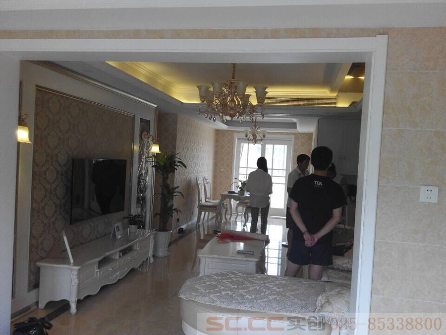 欧式 三居 经典 装修 客厅图片来自南京实创装饰夏雨荷在香溢紫郡105平 欧式精致家的分享