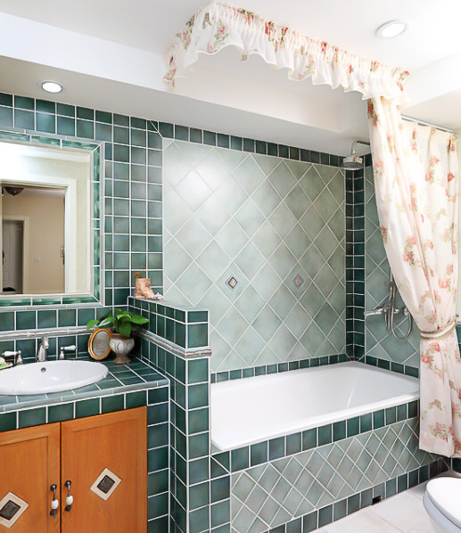 卫生间图片来自四川岚庭装饰工程有限公司在80平温馨质朴地中海风格装修的分享