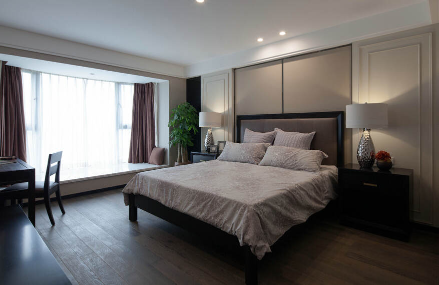 卧室图片来自成都V2装饰在中海兰庭混搭风格装修设计的分享
