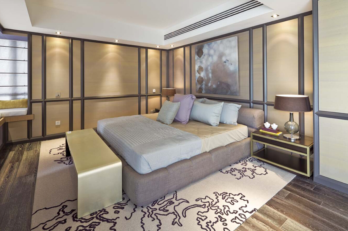 卧室图片来自紫禁尚品设计师李擎在世茂维拉新古典的分享
