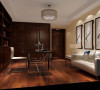 客厅，是体现整体风格最明显的区域，现代的沙发、中式的圈椅、中式的装饰挂画、一些中式的装饰品等。