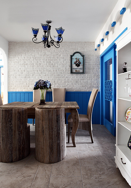 三居 餐厅图片来自四川岚庭装饰工程有限公司在100平地中海风格实景蓝色格调的分享