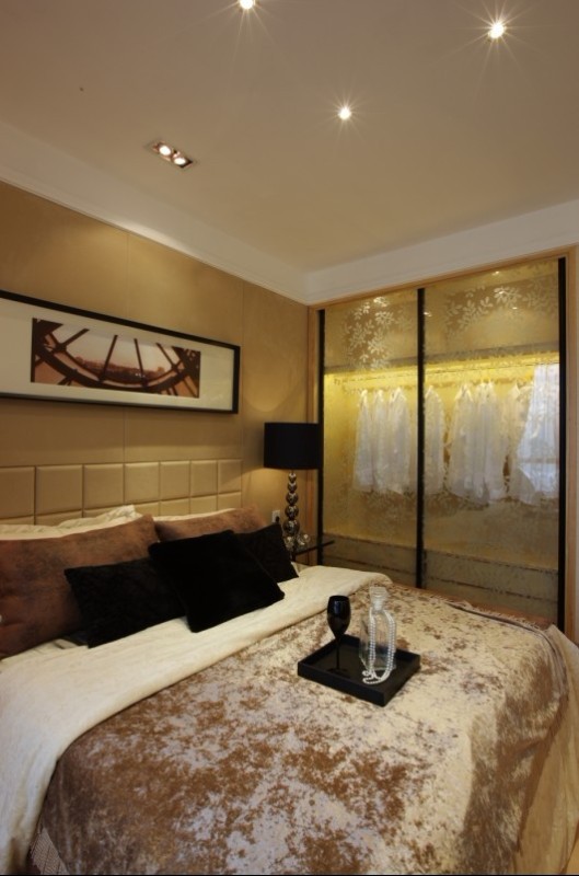 二居 白领 收纳 旧房改造 卧室图片来自广州生活家家居在现代风格长安花园的分享