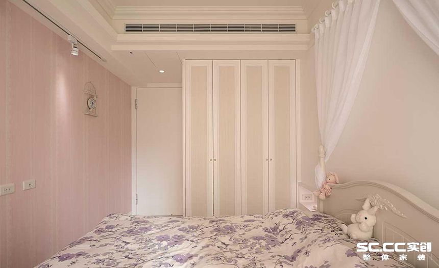 三居 新古典 130平 装修公司 实创装饰 卧室图片来自孙进进在三居室130平新古典的轻质之美的分享