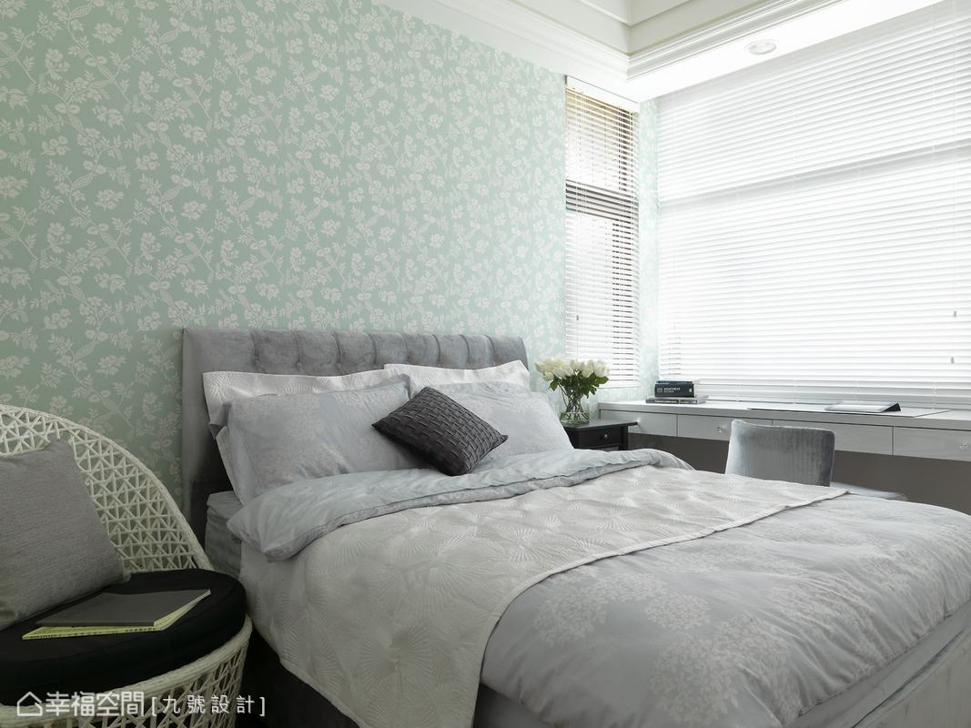 三居 简约 现代 白领 卧室图片来自幸福空间在180平現代古典的分享