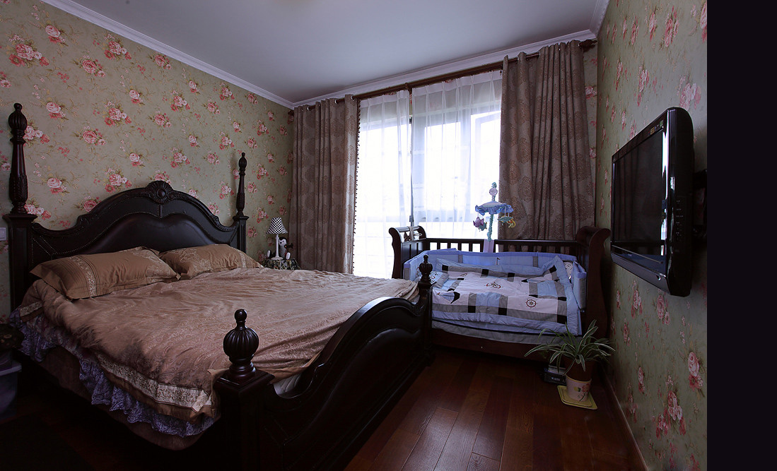 三居 80后 小资 收纳 卧室图片来自武汉豪迪装饰公司在统建天城美雅的分享