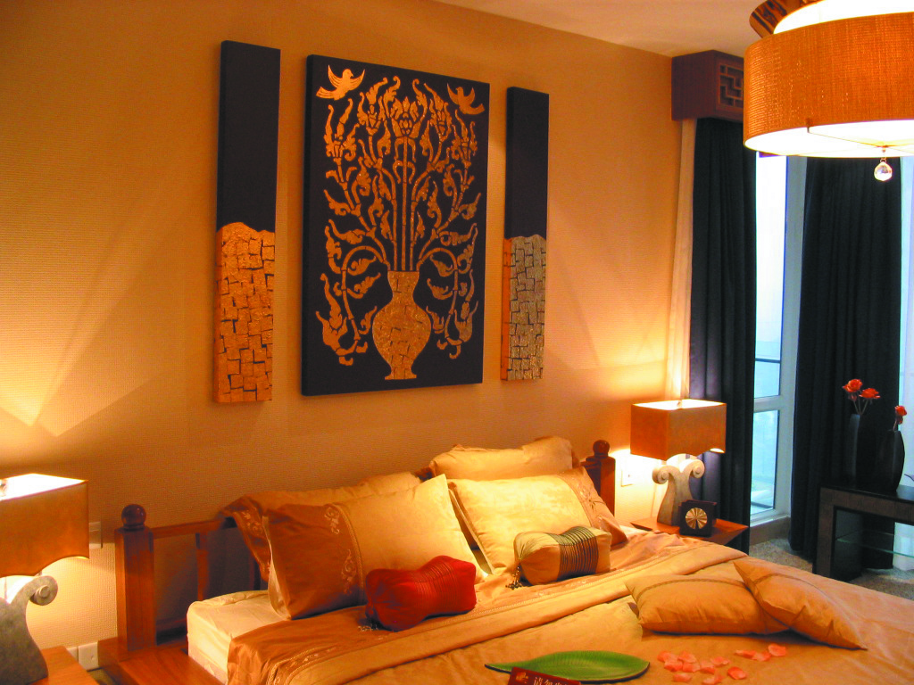 别墅 收纳 小资 卧室图片来自广州生活家家居在东南亚风格的分享