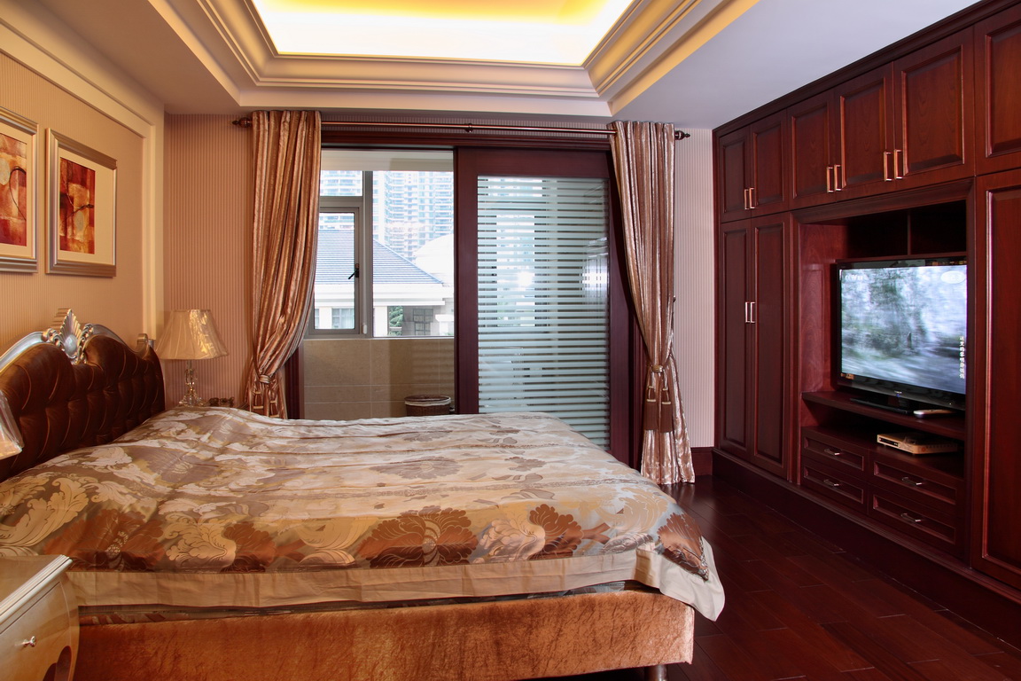 别墅 收纳 小资 欧式 卧室图片来自广州生活家家居在锦尚香蜜湖实景照片的分享