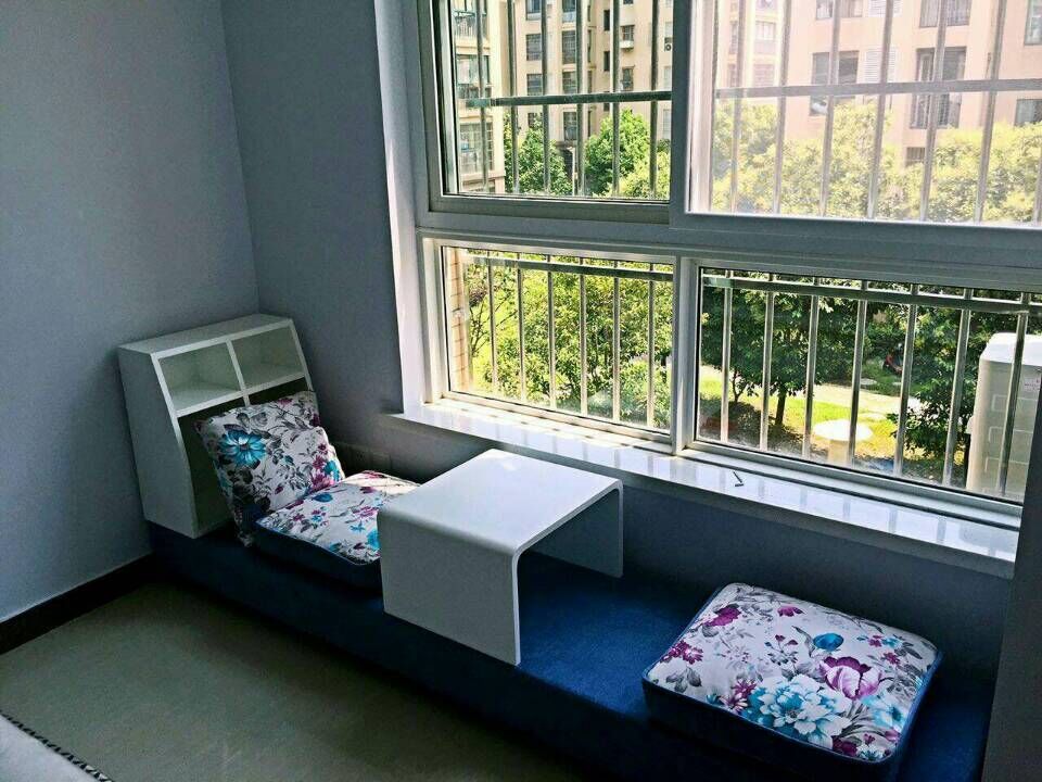 简约 三居 装修 天润城 卧室图片来自南京实创装饰夏雨荷在天润城89㎡样板房--688元/㎡的分享