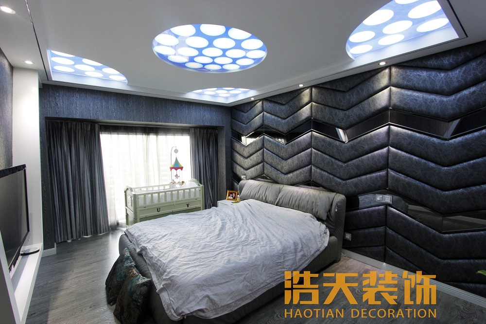 卧室图片来自深圳市浩天装饰在荔海春城~陈先生的分享