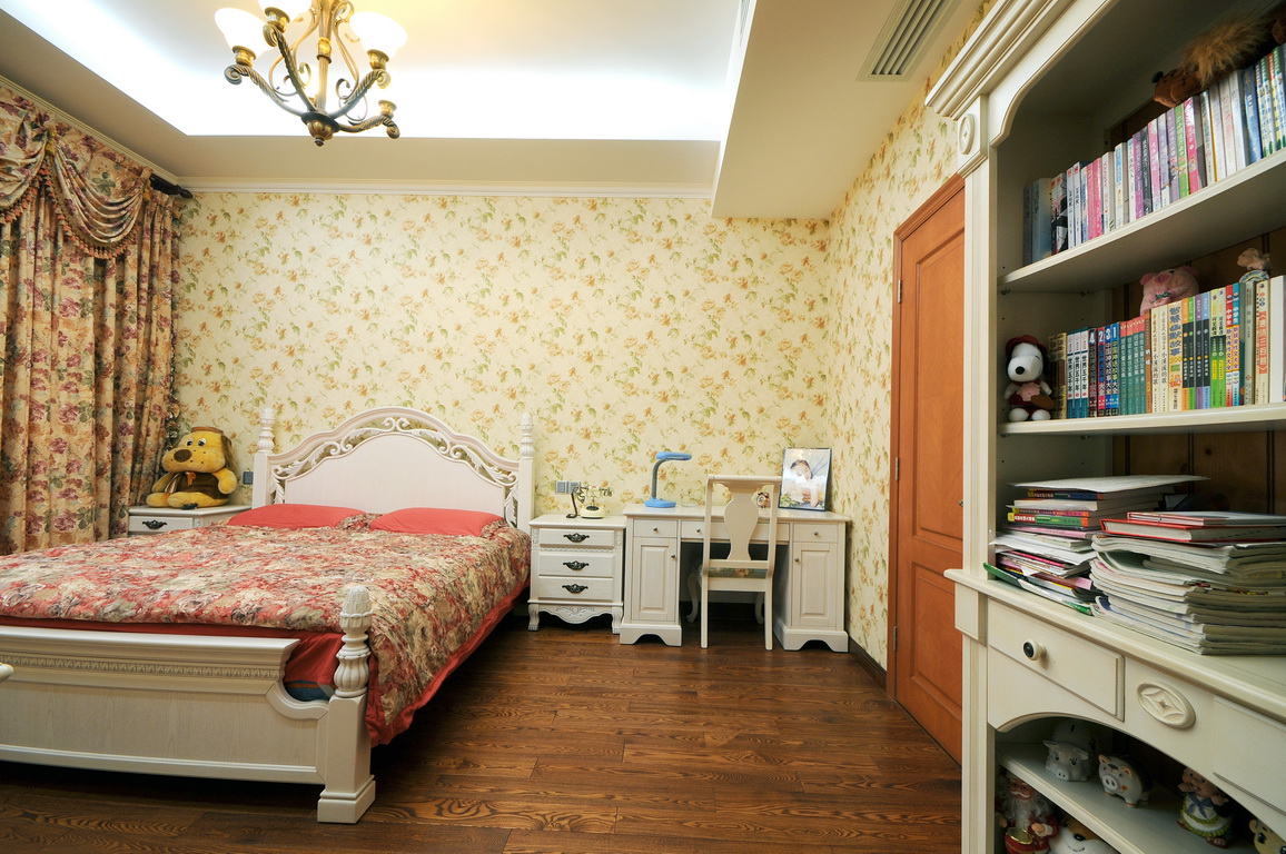 别墅 收纳 欧式 卧室图片来自广州生活家家居在夏洛茨维尔小憩的分享