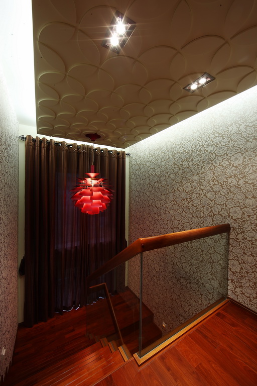 别墅 收纳 小资 楼梯图片来自广州生活家家居在严谨低调奢华的分享