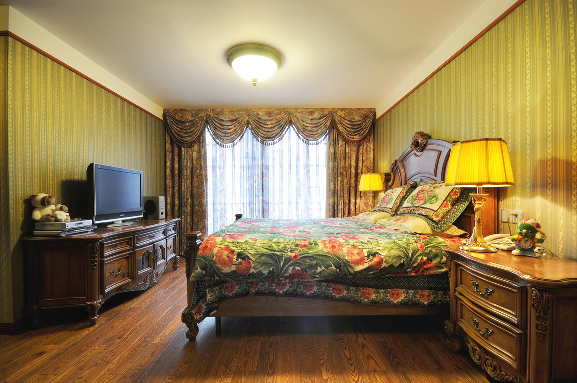 别墅 收纳 欧式 卧室图片来自广州生活家家居在夏洛茨维尔小憩的分享