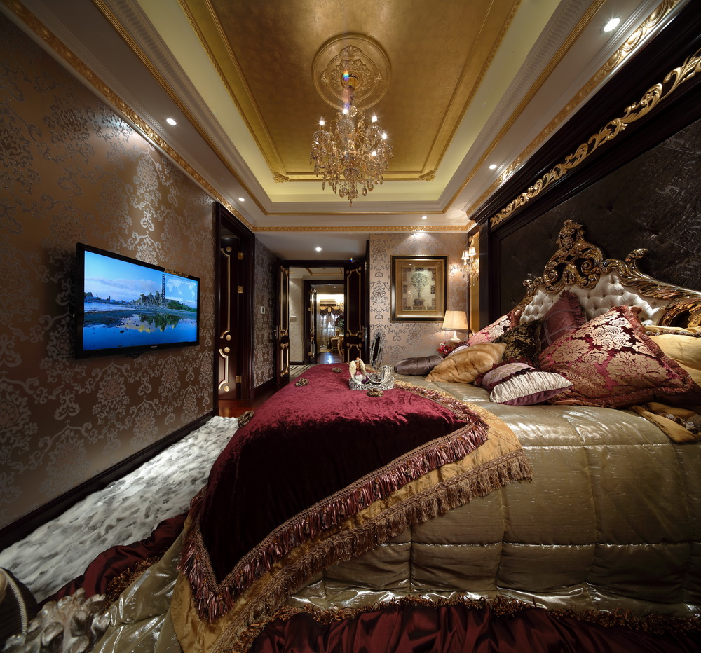 欧式 别墅 收纳 小资 三居 卧室图片来自广州生活家家居在万达公馆 豪华欧式的分享