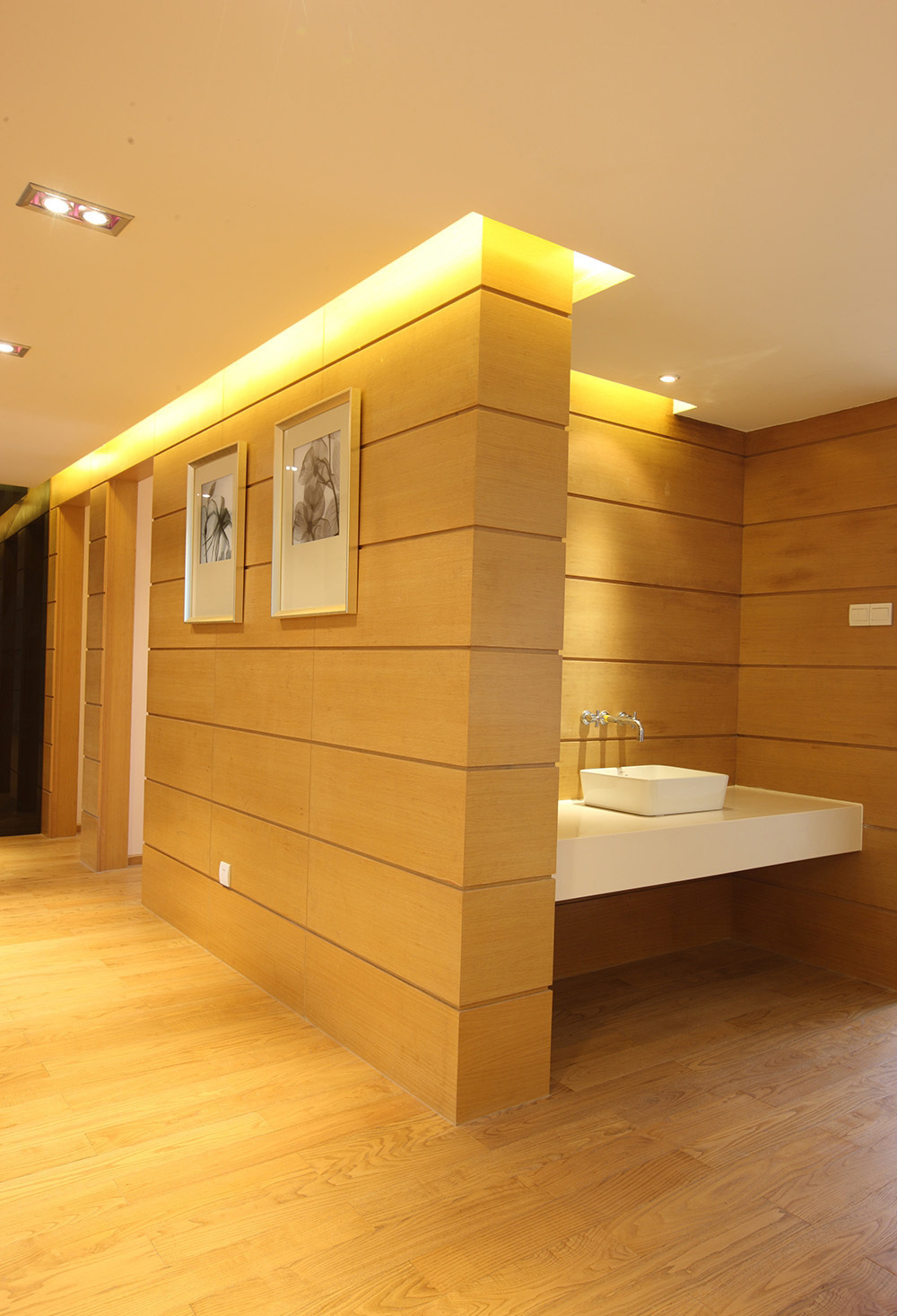 简约 三居 卫生间图片来自四川建拓建筑装饰工程有限公司在现代简约——享受的分享