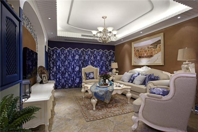 日升装饰 客厅图片来自装修设计芳芳在天朗五珑地中海三居的分享