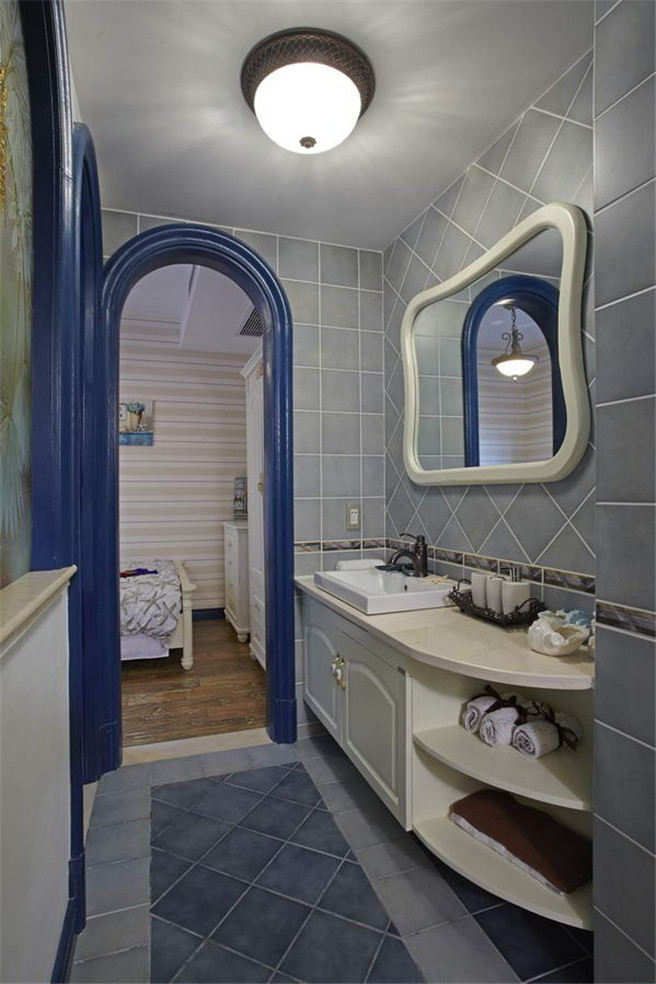 日升装饰 卫生间图片来自装修设计芳芳在天朗五珑地中海三居的分享