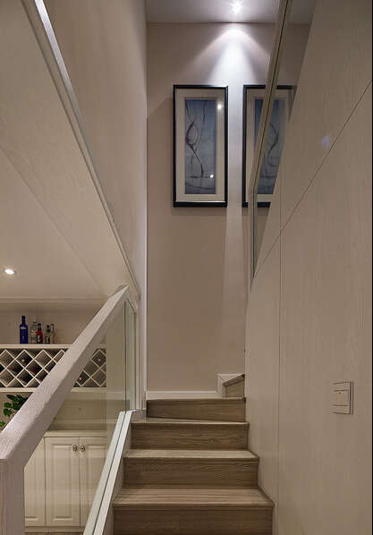 简约 田园 混搭 三居 悦城 新中式风格 70后 楼梯图片来自成都V2装饰在悦城新中式风格的分享