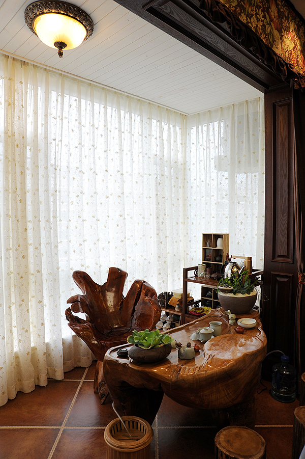 混搭 客厅图片来自徐春龙设计师在心的归属的分享