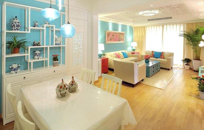 混搭 蓝白格调 时尚温馨 婚房 客厅图片来自佰辰生活装饰在蓝色格调 126平混搭婚房的分享