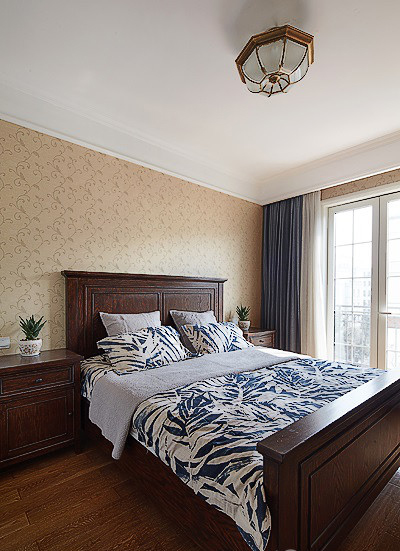 简约 美式 三居 卧室图片来自实创装饰上海公司在东方苑135平美式阳光美宅的分享
