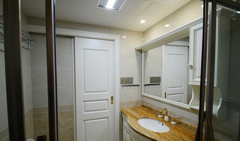 卫生间图片来自家装大管家在低调奢华空间 135平简约欧式3居的分享