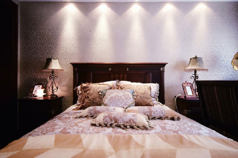 美式 卧室图片来自百合居装饰在美式精品的分享