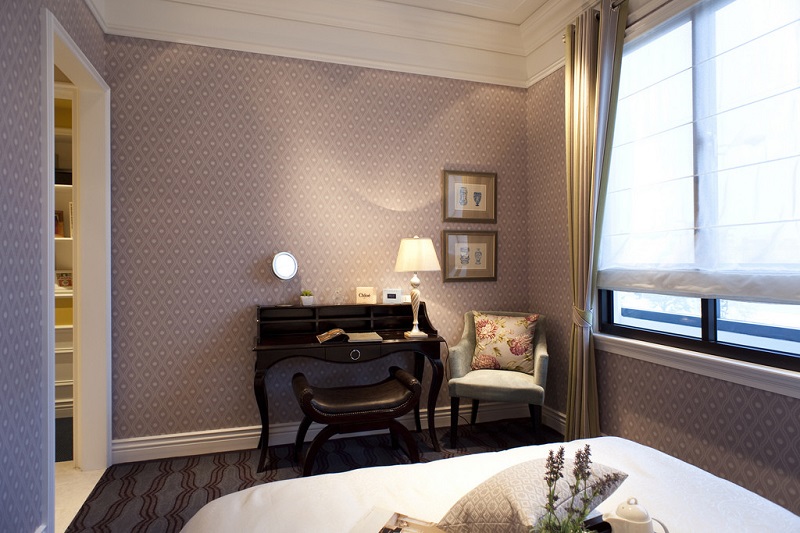 欧式 卧室图片来自百合居装饰在欧式-保利198的分享