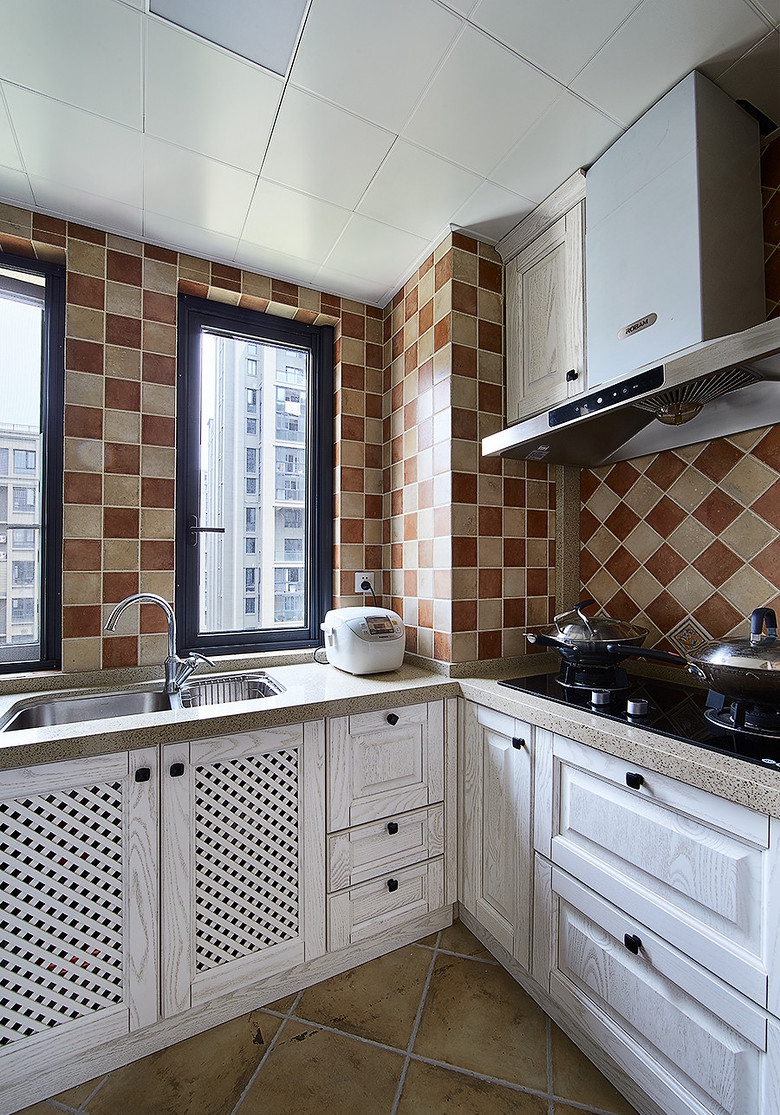 厨房图片来自佰辰生活装饰在两室一厅让阳光与清新住进家中的分享