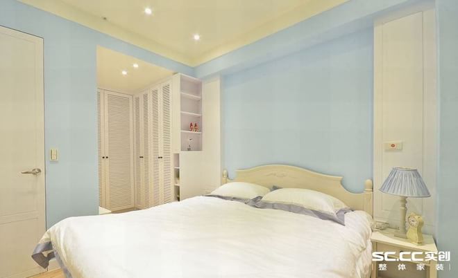 欧式 二居 小资 卧室图片来自四川岚庭装饰工程有限公司在两居北欧清新蓝调功能小家的分享