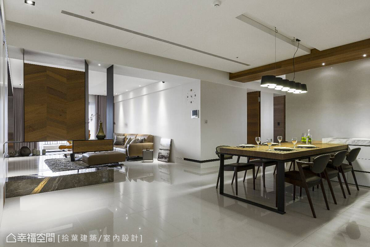 简约 欧式 自然 人文 二居 小资 80后 客厅图片来自幸福空间在165平沉浸现代人文自然之境的分享
