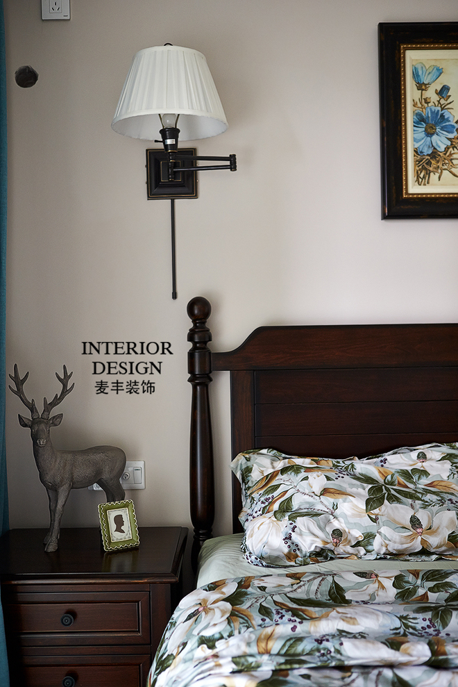 卧室图片来自四川岚庭装饰工程有限公司在简约美式小户型的分享