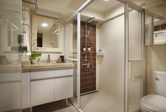 卫生间图片来自四川岚庭装饰工程有限公司在99平米会呼吸的绿住宅的三室两厅的分享