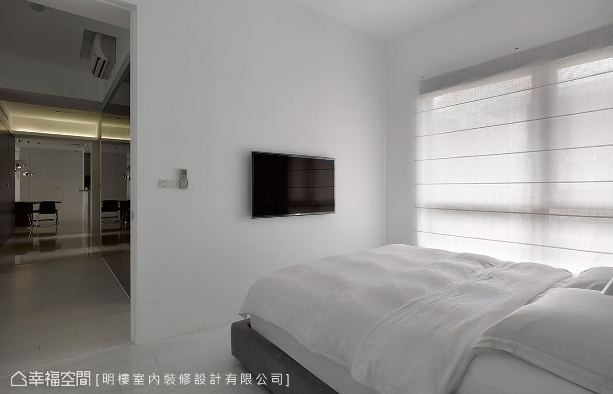 简约 收纳 小资 极简 黑白 卧室图片来自幸福空间在150平现代极简黑白配的分享