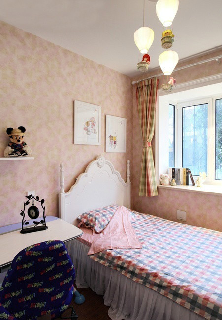 卧室图片来自装饰装修-18818806853在亚运城地中海风格三居室装修的分享