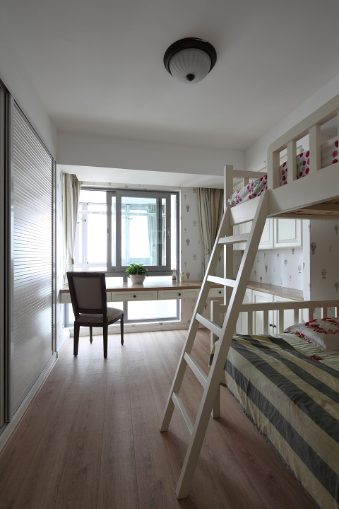 卧室图片来自四川岚庭装饰工程有限公司在【清·晨】清新自然蔚蓝复式家的分享