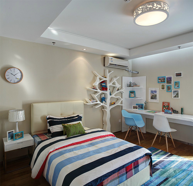 混搭 卧室图片来自四川岚庭装饰工程有限公司在113平中西混搭风格三居的分享